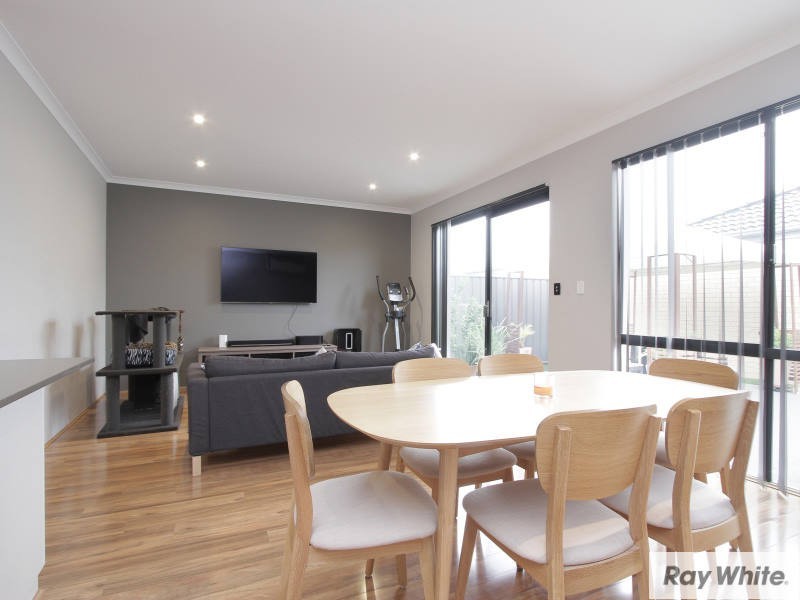 12 Boas Lane, Piara Waters WA 6112