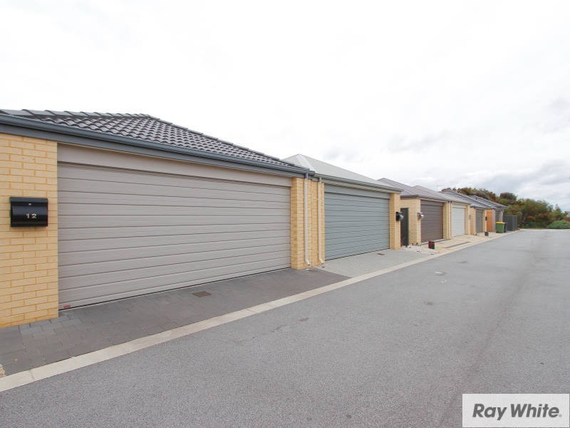 12 Boas Lane, Piara Waters WA 6112