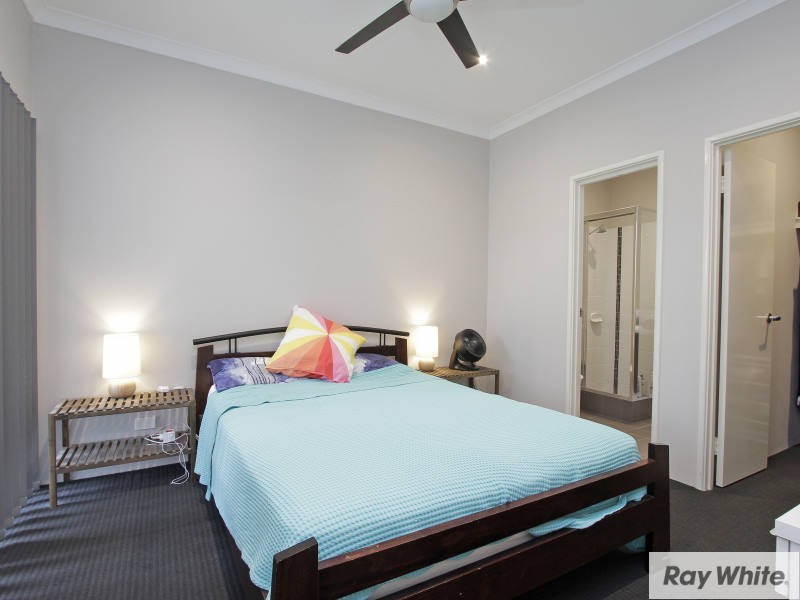 12 Boas Lane, Piara Waters WA 6112