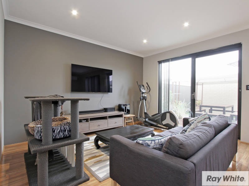 12 Boas Lane, Piara Waters WA 6112