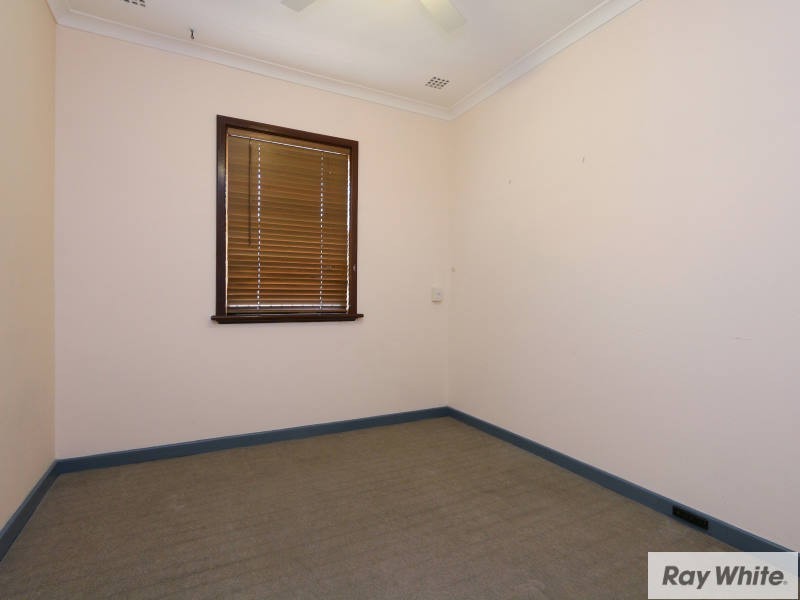 19 Gild Street, Cloverdale WA 6105