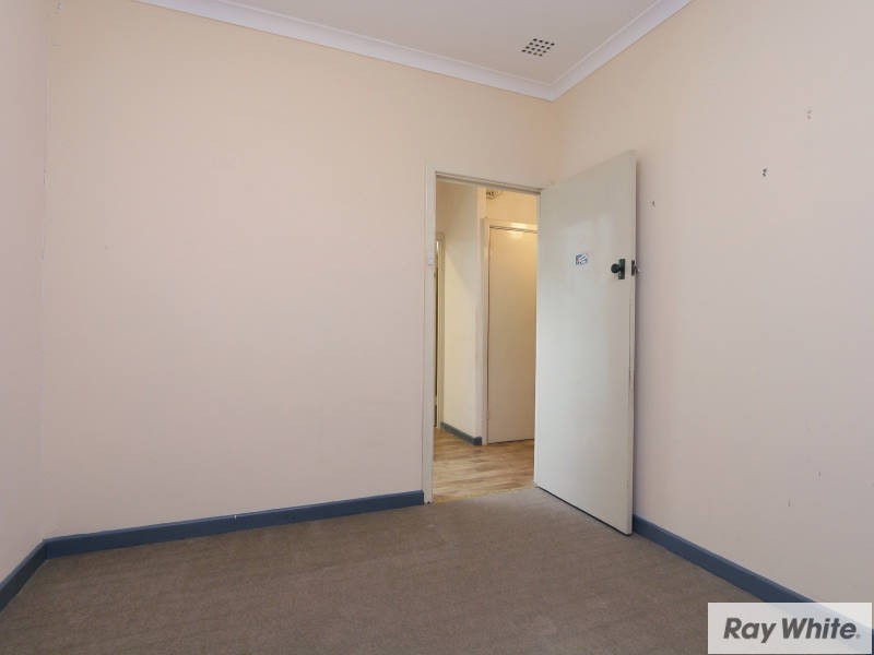 19 Gild Street, Cloverdale WA 6105