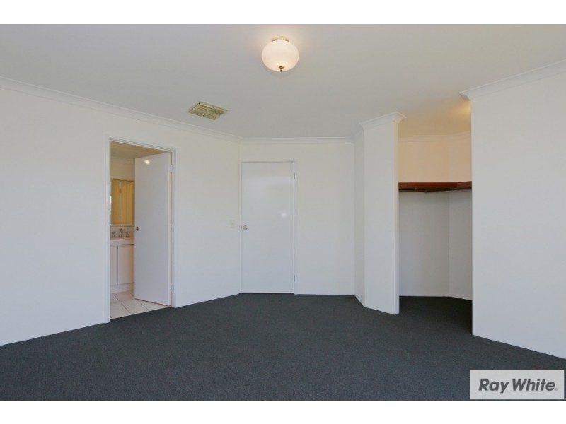 7 Norbertine Close, Queens Park WA 6107