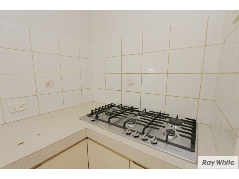 7 Norbertine Close, Queens Park WA 6107