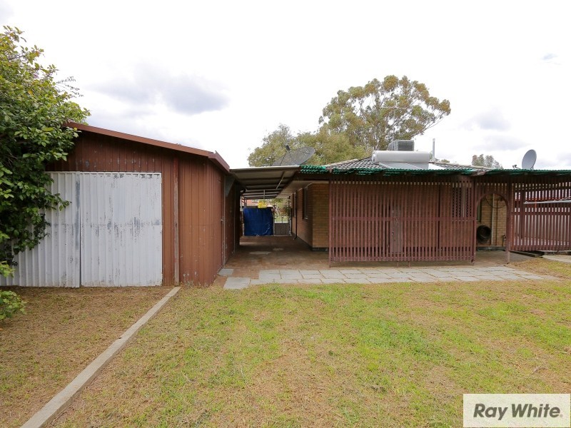7 Costello St, Maddington WA 6109