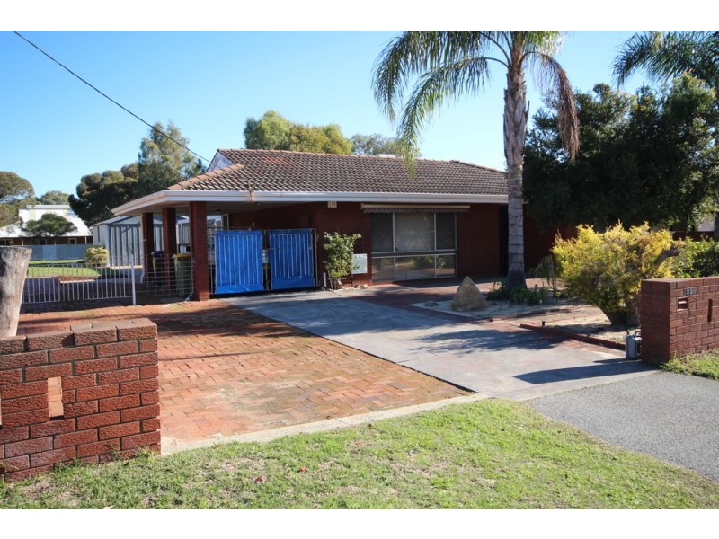 21 Streatham St, Beckenham WA 6107