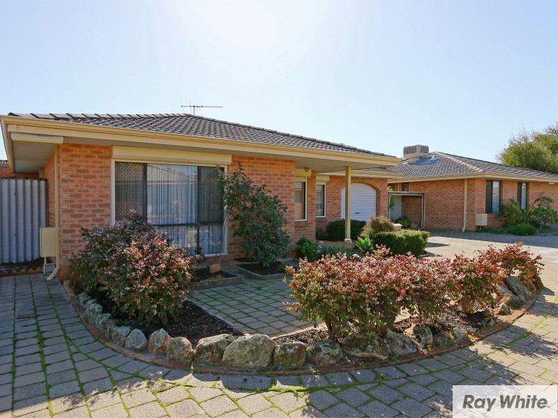 30 Dealy Close, Cannington WA 6107