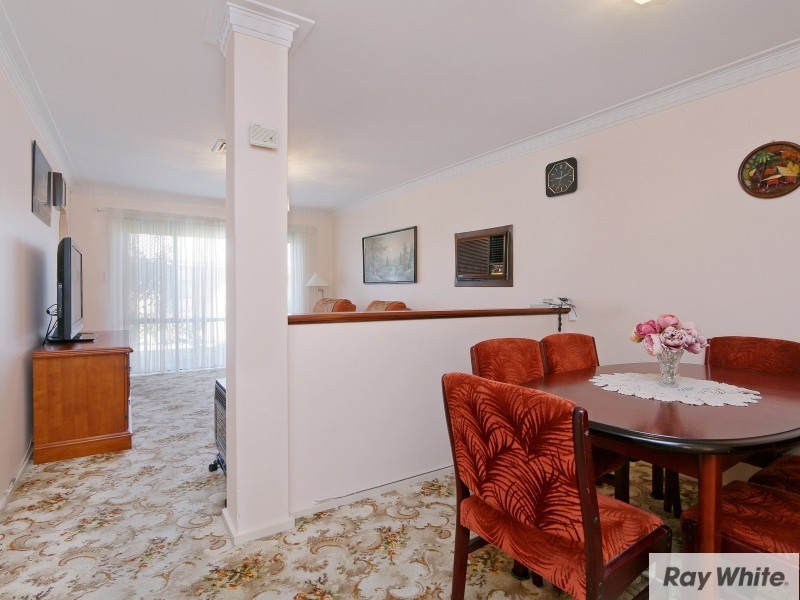 30 Dealy Close, Cannington WA 6107