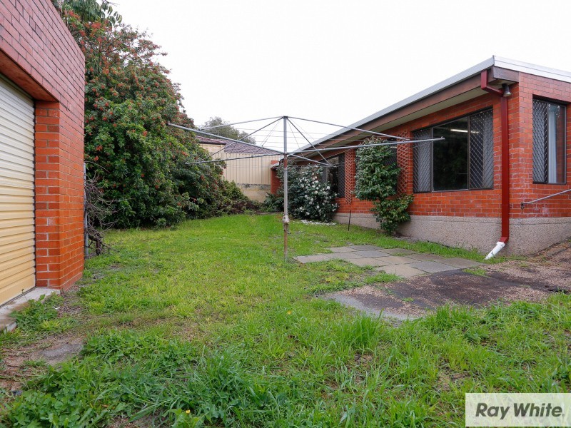 12 Deverell Way, Bentley WA 6102
