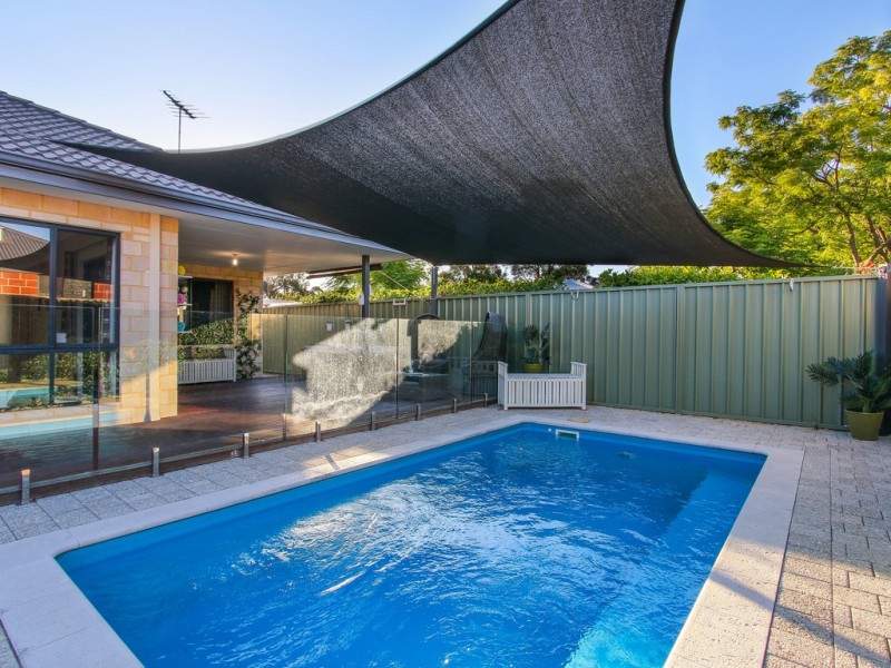 13b Jubilee Street, Beckenham WA 6107