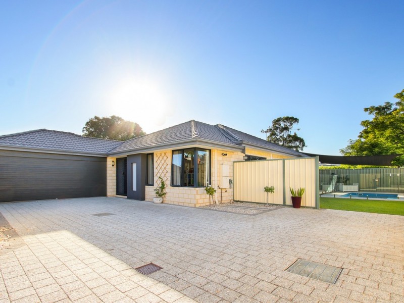 13b Jubilee Street, Beckenham WA 6107