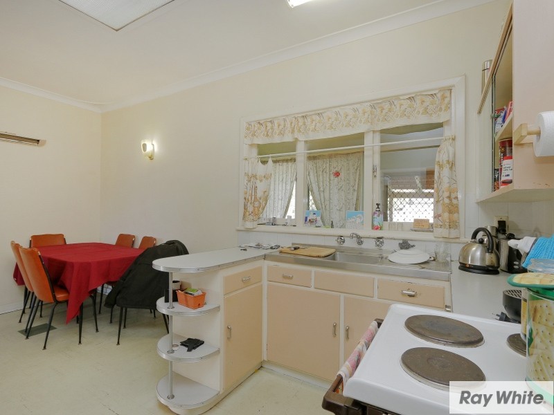 14 Nicholson Road, Beckenham WA 6107