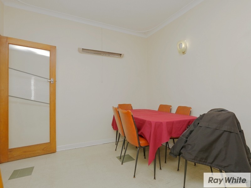 14 Nicholson Road, Beckenham WA 6107