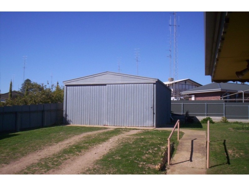 8 Carleton Crescent, Wallaroo SA 5556