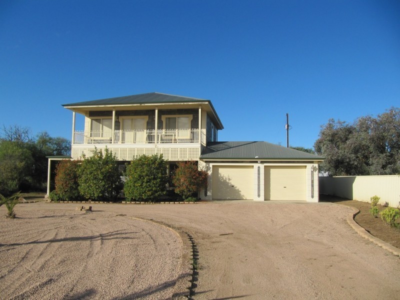1 Athena Drive, Wallaroo SA 5556