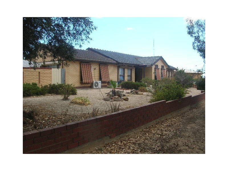 4 Ireland Street, Wallaroo SA 5556