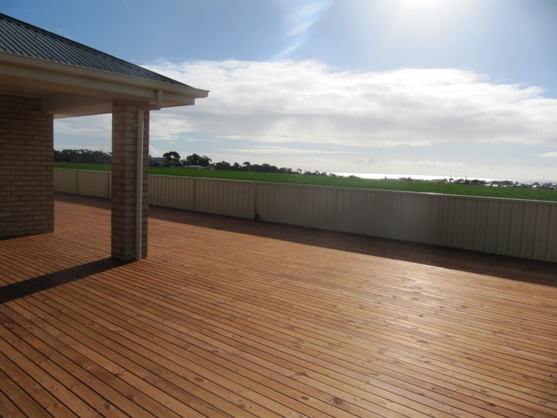 33 Errington Street, Wallaroo SA 5556