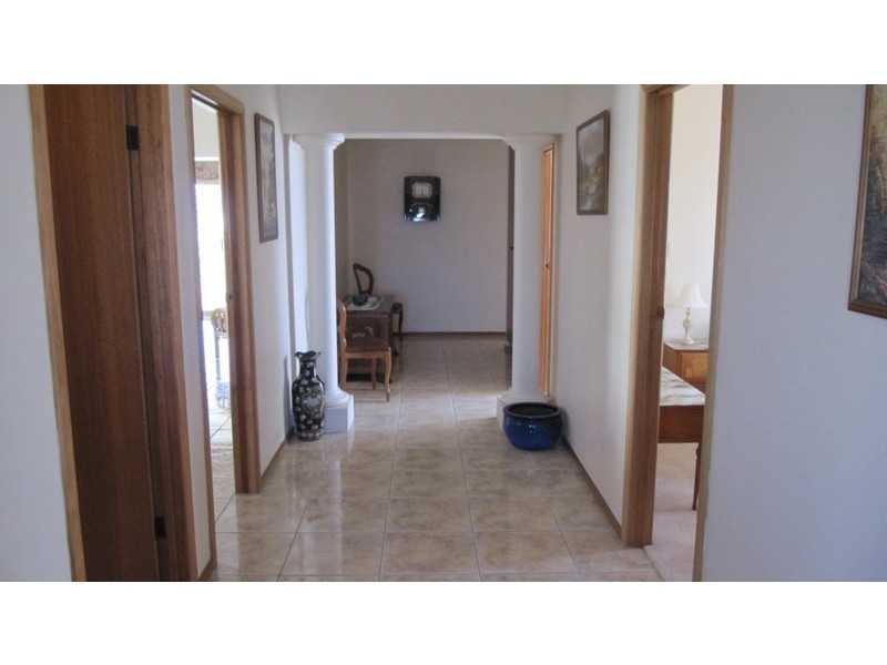 80 Stately Way, Wallaroo SA 5556