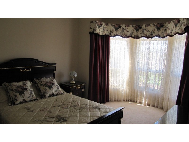 80 Stately Way, Wallaroo SA 5556