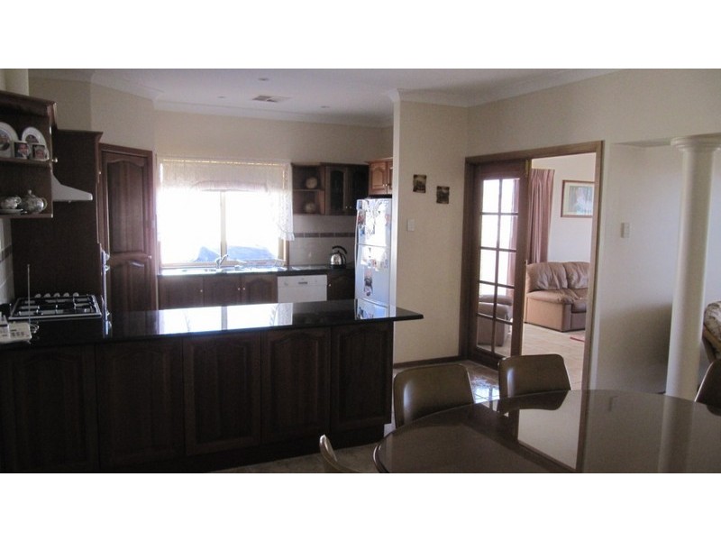 80 Stately Way, Wallaroo SA 5556