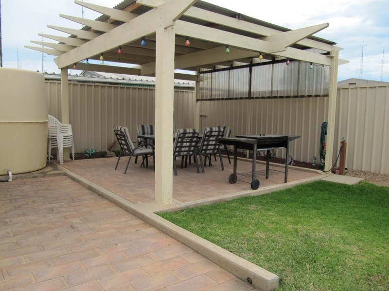 42 Hughes Street, Wallaroo SA 5556