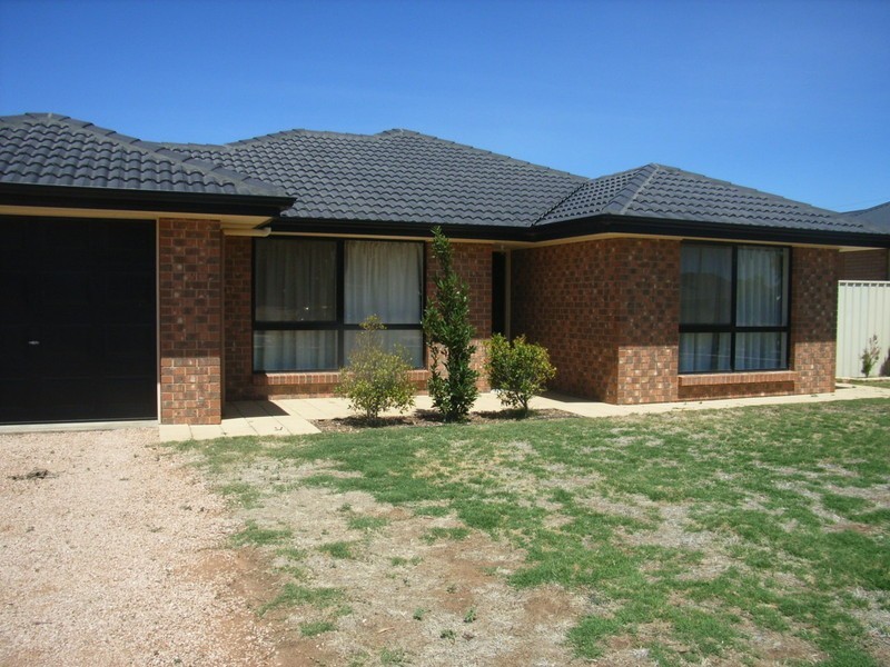 13 Roach Street, Kadina SA 5554