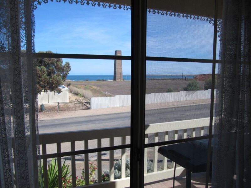 2 Emu Street, Wallaroo SA 5556