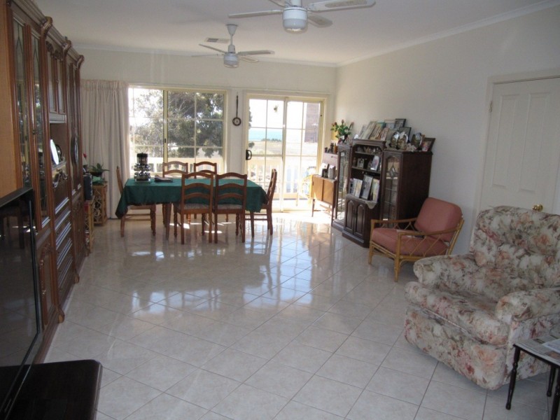 2 Emu Street, Wallaroo SA 5556