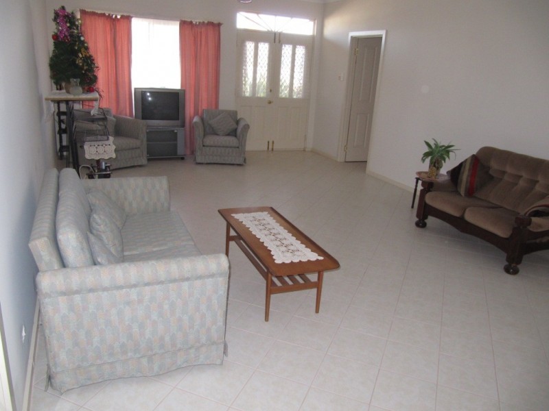 2 Emu Street, Wallaroo SA 5556