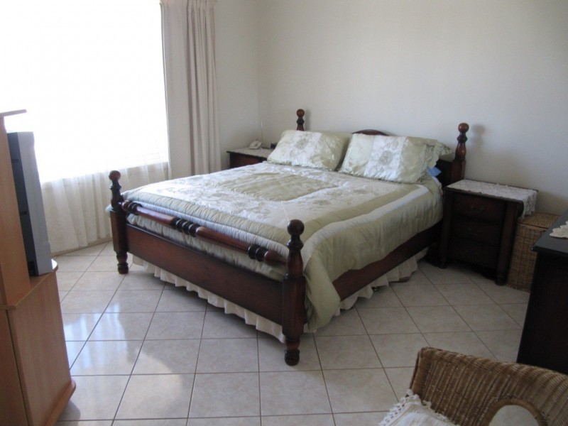 2 Emu Street, Wallaroo SA 5556