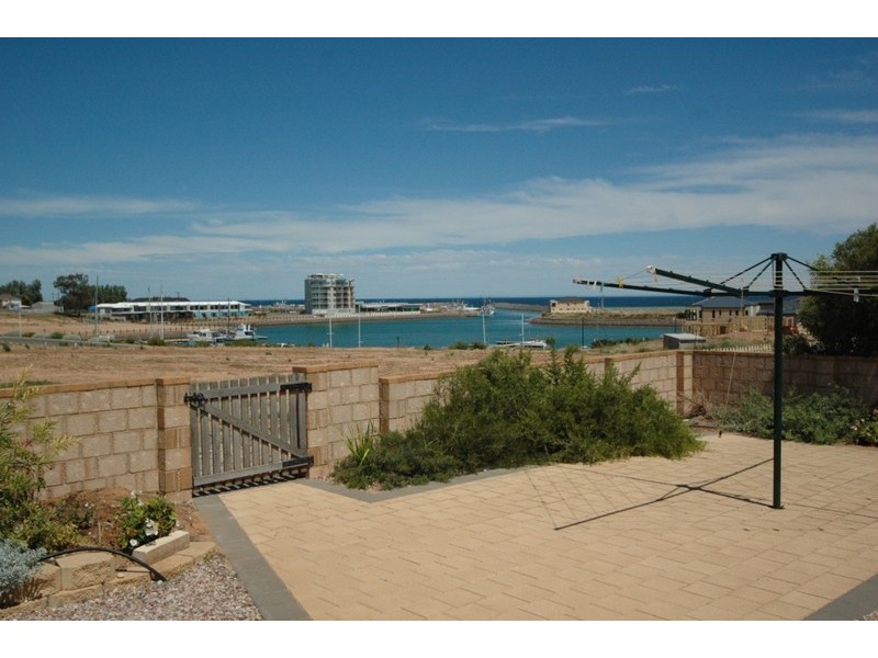 7 Gilmore Crescent, Wallaroo SA 5556
