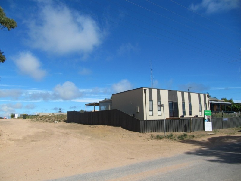 LOT 1and2 /20  Gulf Street, Moonta Bay SA 5558
