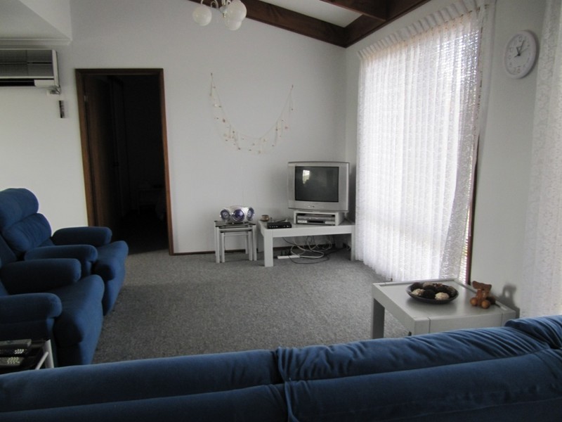 22 Trelawney Street, Moonta Bay SA 5558