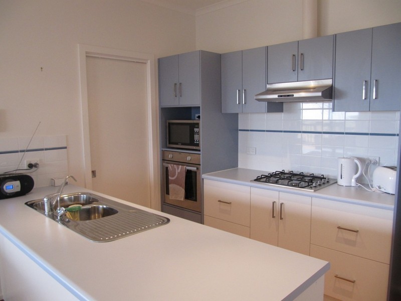 10  Dovenby Street, North Shores, Wallaroo SA 5556