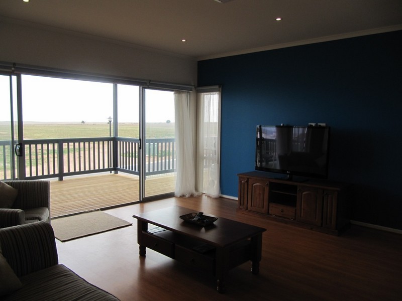 10  Dovenby Street, North Shores, Wallaroo SA 5556