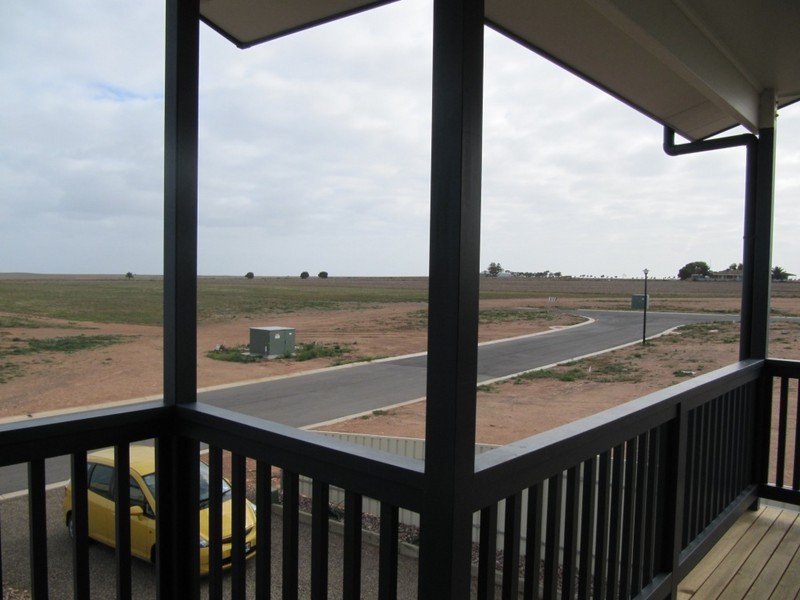 10  Dovenby Street, North Shores, Wallaroo SA 5556