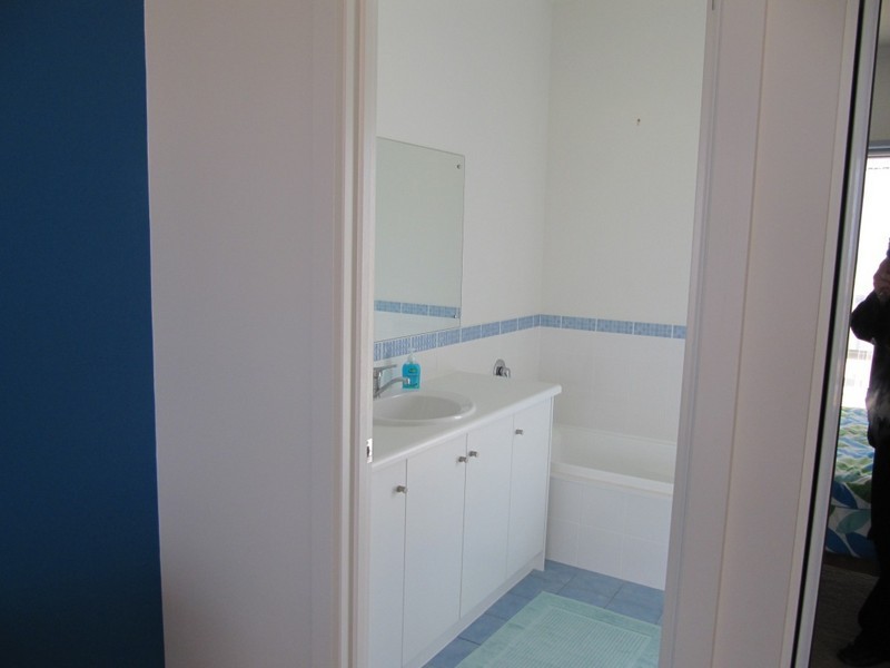 10  Dovenby Street, North Shores, Wallaroo SA 5556