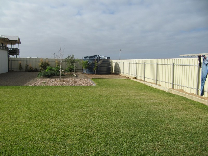 10  Dovenby Street, North Shores, Wallaroo SA 5556