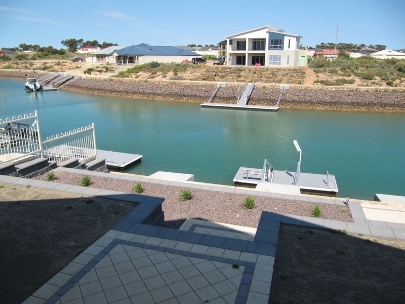 84 Stately Way, Wallaroo SA 5556