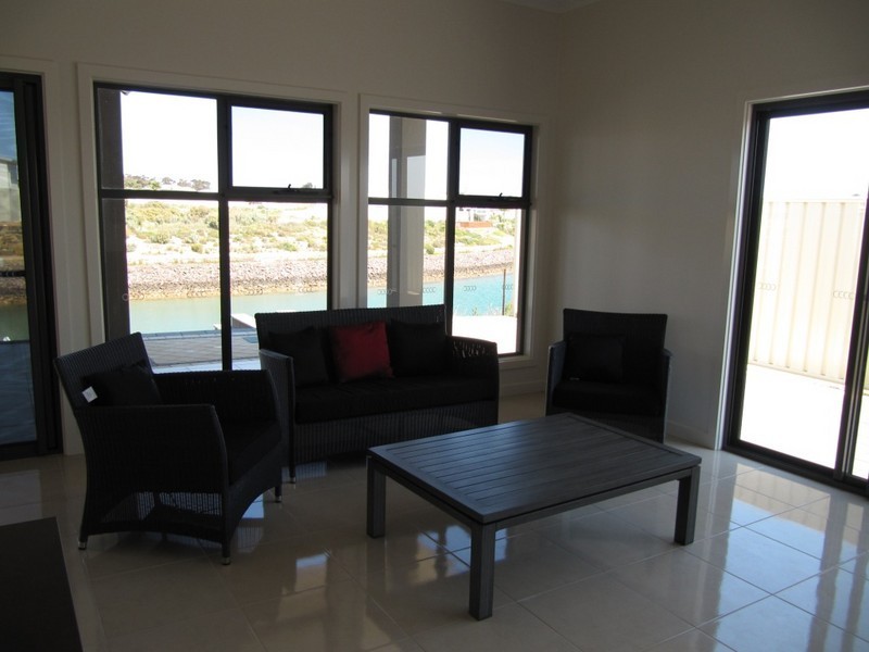 84 Stately Way, Wallaroo SA 5556