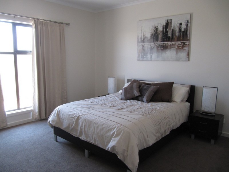 84 Stately Way, Wallaroo SA 5556
