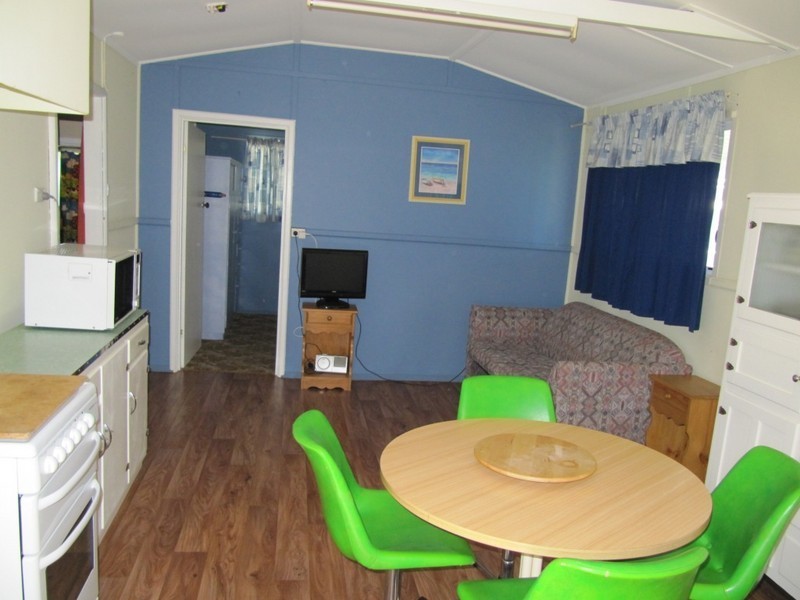 5 Michelle Street, North Beach SA 5556