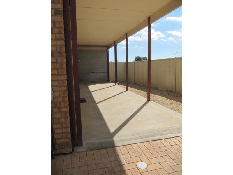 6 Pamir Court, Wallaroo SA 5556