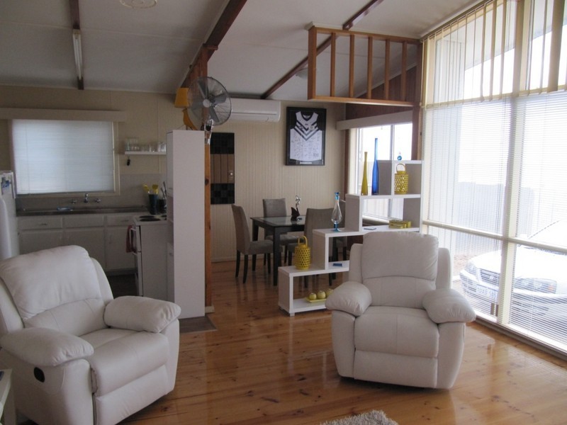 18B Carleton Crescent, Wallaroo SA 5556