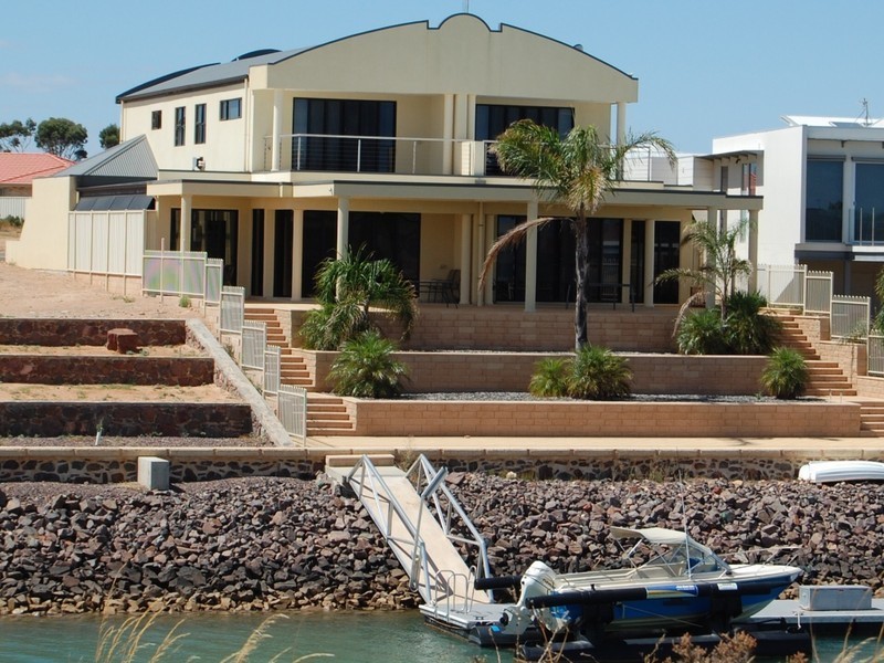 27 Gilmore Crescent, Wallaroo SA 5556