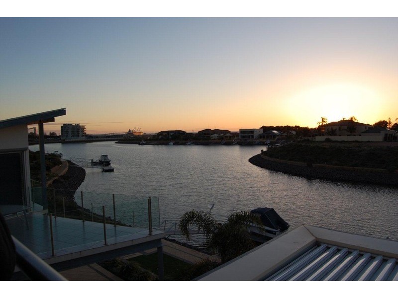 27 Gilmore Crescent, Wallaroo SA 5556