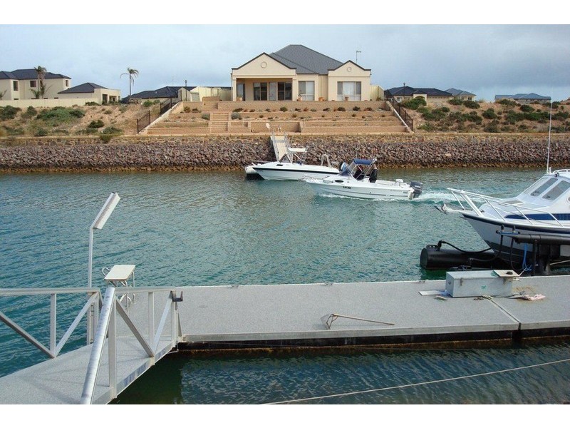 27 Gilmore Crescent, Wallaroo SA 5556