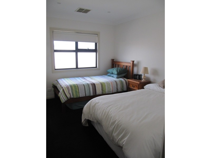 27 Gilmore Crescent, Wallaroo SA 5556