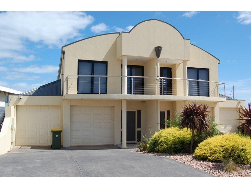 27 Gilmore Crescent, Wallaroo SA 5556