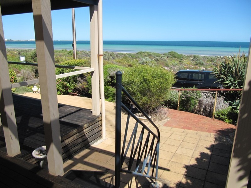 5 The Esplanade, Wallaroo SA 5556